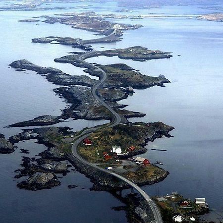 Leite Gard Near Atlantic Road In Hustadvika Lyngstad Dış mekan fotoğraf